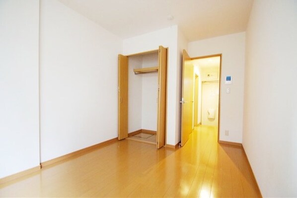 オウルージュ読売ランドの物件内観写真